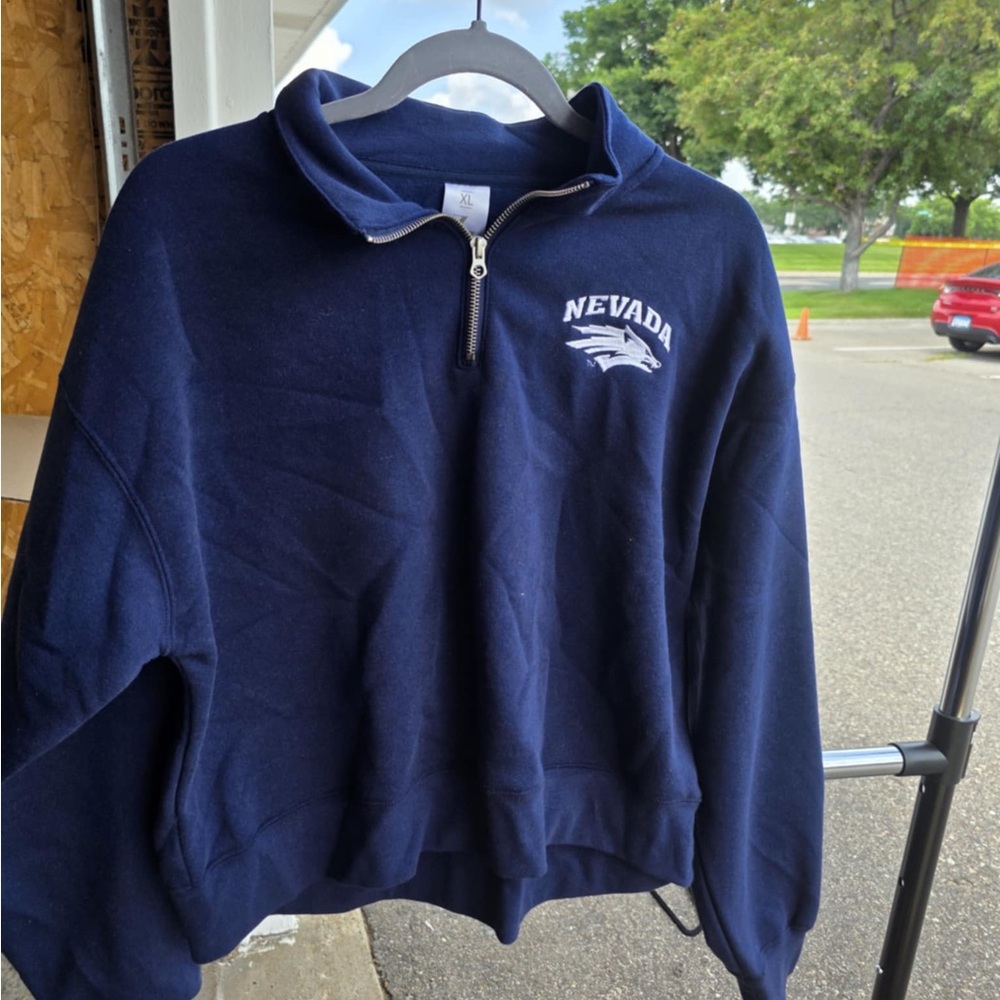 Nevada Navy Quarter-Zip Cropped Sweatshirt
